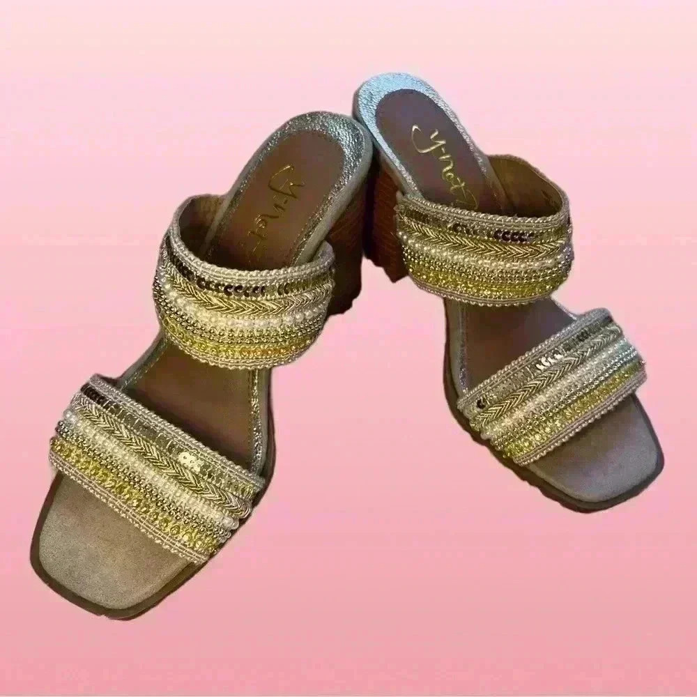 Y-not Heels size 6